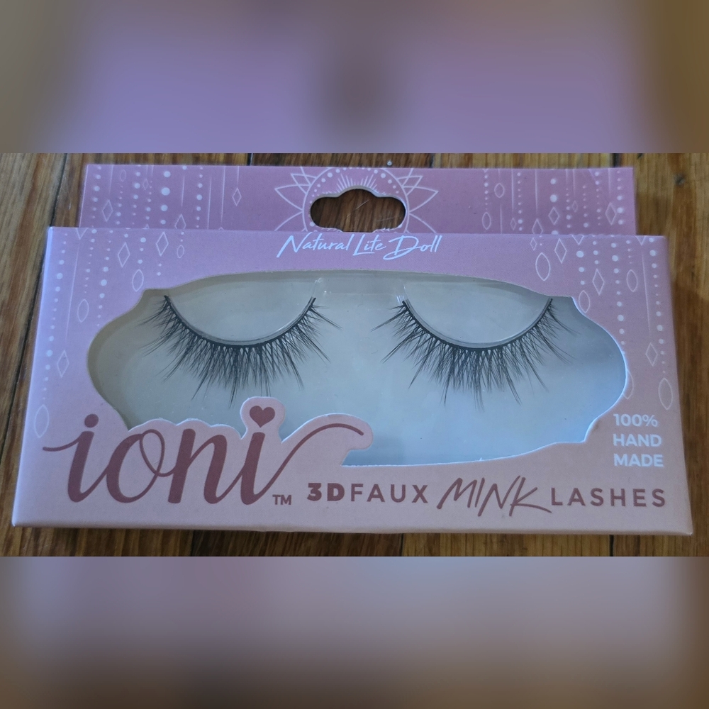 ioni 3D Faux Mink Lashes – Natural Life Doll in Pink